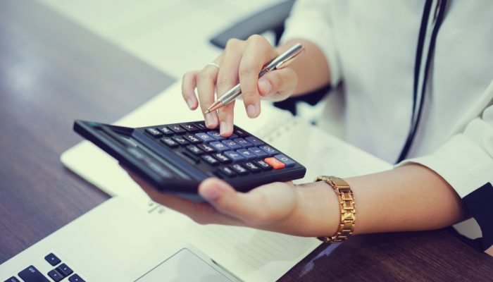 Como calcular a folha de pagamento da sua empresa?
